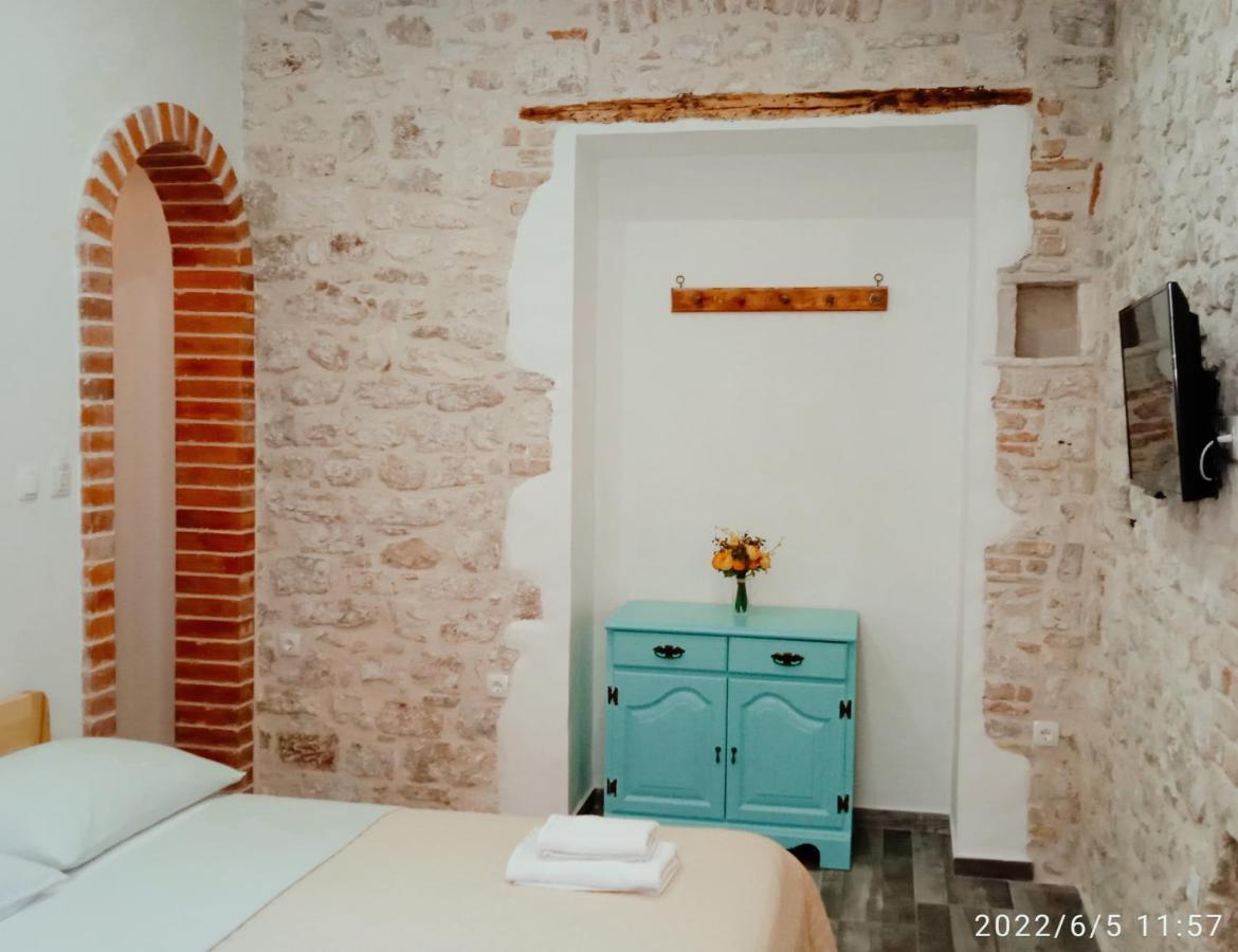 Rooms And Apartments Djanovic Spalato Esterno foto